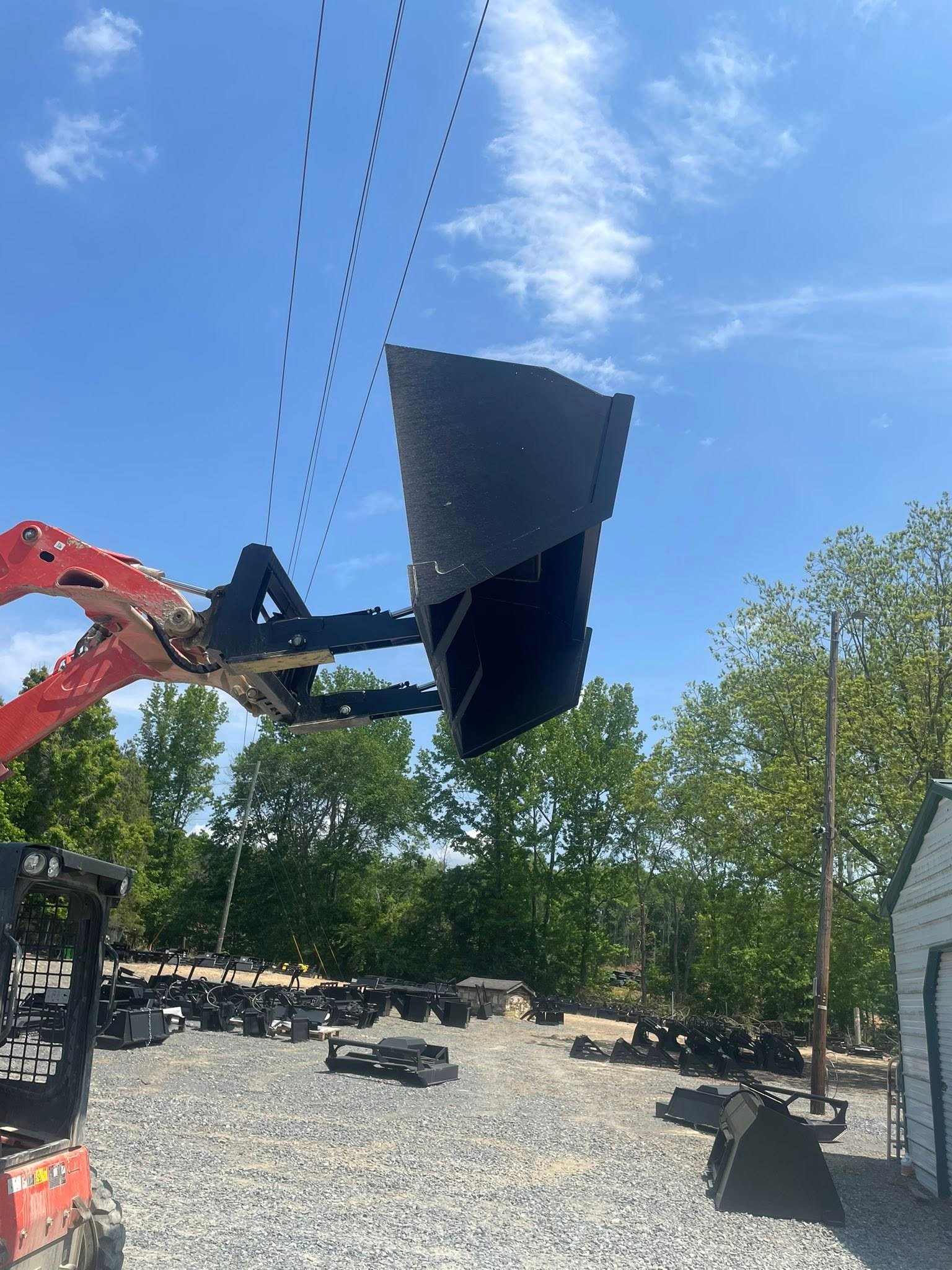 FRONT DUMP BUCKET - Image 2