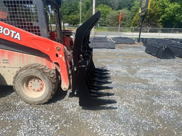 Skid Steer Vertical Grapple - Image 3